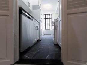 353 W 56th Street 2D, New York (Manhattan) NY 10019