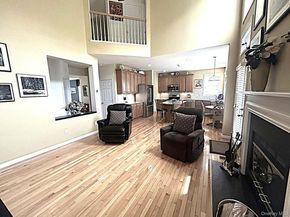 10 Limerick Court, White Plains NY 10603