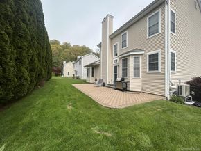 10 Limerick Court, White Plains NY 10603