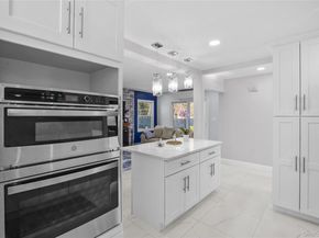 15 New York Avenue, Deer Park NY 11729