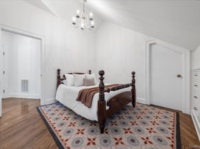 56 Park Avenue, Larchmont NY 10538