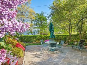 56 Park Avenue, Larchmont NY 10538