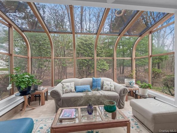 21 Linden Avenue, Kings Park NY 11754
