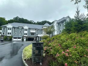 585 Main St 1A, Armonk NY 10504