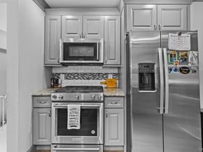 253 S 7th Street, Lindenhurst NY 11757