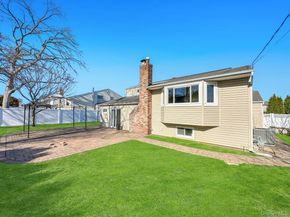 18 Lloyd Lane, Nesconset NY 11767