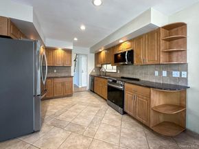 18 Lloyd Lane, Nesconset NY 11767