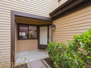 63 Deerfield Lane 63, Ossining NY 10562