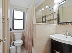 1080 Warburton Avenue 3E, Yonkers NY 10701