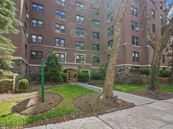 1080 Warburton Avenue 3E, Yonkers NY 10701