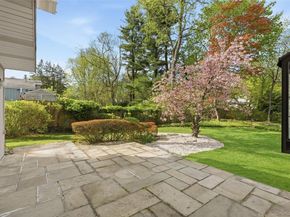 58 Spencer Court, Hartsdale NY 10530