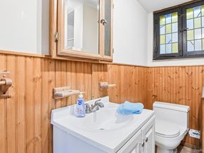 40 Hollywood Court, Rockville Centre NY 11570