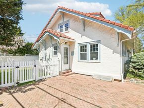 40 Hollywood Court, Rockville Centre NY 11570