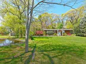 15 Mariners Court, Centerport NY 11721