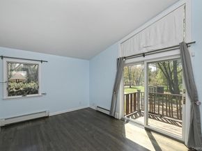 15 Mariners Court, Centerport NY 11721