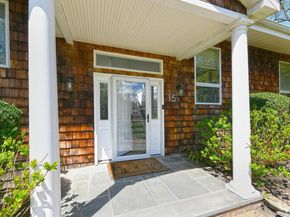 15 Mariners Court, Centerport NY 11721