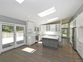15 Mariners Court, Centerport NY 11721