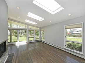 15 Mariners Court, Centerport NY 11721