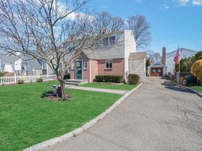 12 Floral Avenue, Bethpage NY 11714