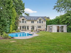 211 Hillturn Lane, Roslyn Heights NY 11577