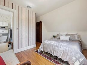 12 Sutton Place, Rockville Centre NY 11570