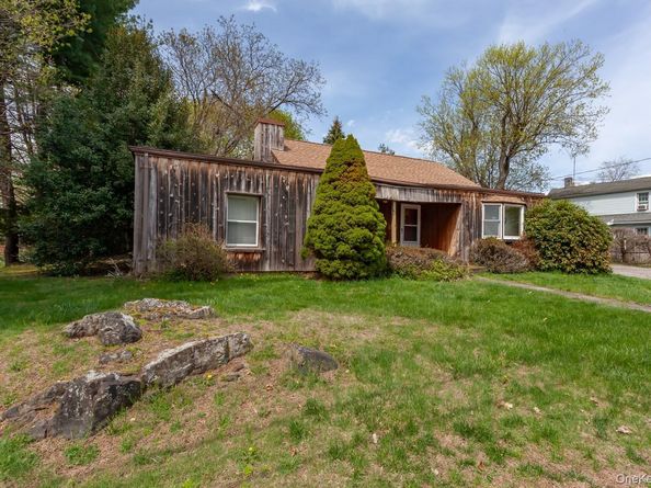 27 Lancaster Avenue, Montrose NY 10548