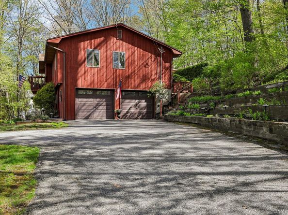 21 Stonehouse Road, Somers NY 10589