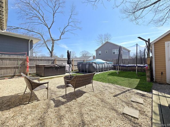 64 11th Street, Ronkonkoma NY 11779