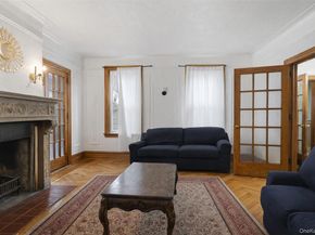 128 Parkway N, Yonkers NY 10704