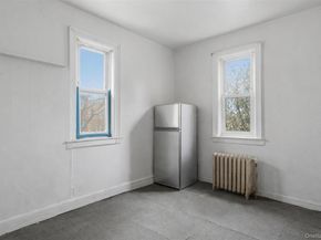 128 Parkway N, Yonkers NY 10704