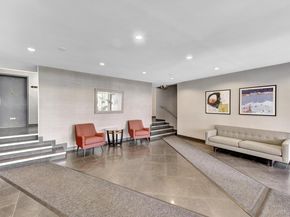 3 Birchwood Court 3H, Mineola NY 11501
