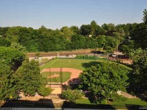 143 Garth Road 4P, Scarsdale NY 10583