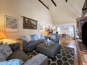 19 Hartsdale Lane, Coram NY 11727