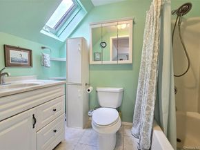 19 Hartsdale Lane, Coram NY 11727
