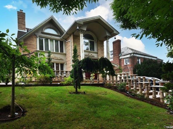 83-16 Edgerton Boulevard, Jamaica Estates NY 11432