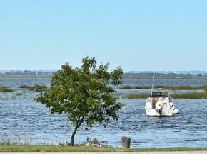 526/524 Cross Bay Boulevard, Broad Channel NY 11693