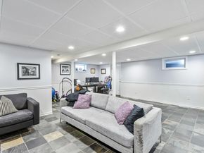 5 Regina Court, Huntington Station NY 11746