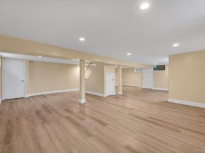 382 Old Country Road, Mineola NY 11501