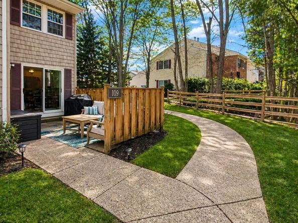 109 Aspen Drive E, Woodbury NY 11797