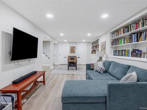 228 8th Street, Bethpage NY 11714