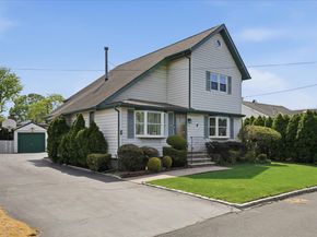 14 McCord Place, Bethpage NY 11714