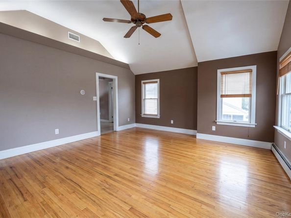 174 Trouville Road, Copiague NY 11726