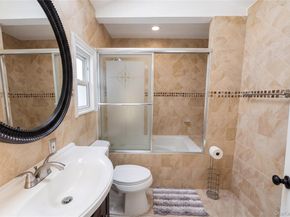 174 Trouville Road, Copiague NY 11726