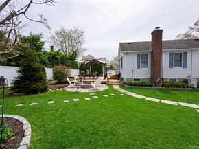 174 Trouville Road, Copiague NY 11726