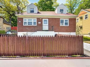 15 Halley Street, Yonkers NY 10704