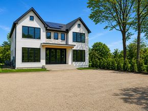 14 Ridge Road, Southampton NY 11968