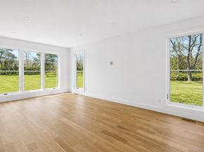 14 Ridge Road, Southampton NY 11968