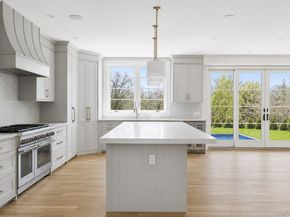 14 Ridge Road, Southampton NY 11968