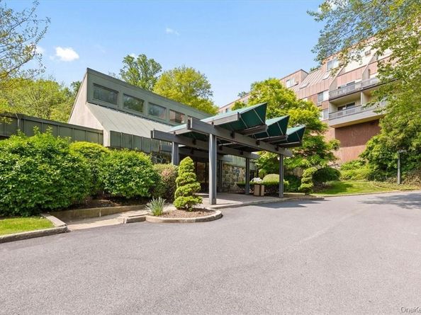 2 Fountain Lane 3W, Scarsdale NY 10583