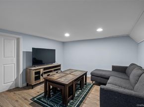 364 S Broadway, Lindenhurst NY 11757